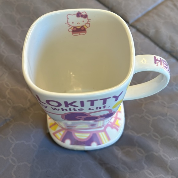 Hello Kitty Rare Mug with lid excellent condition - Picture 3 of 4